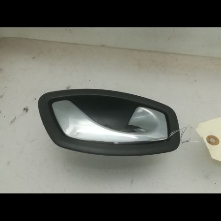 Poignee int porte ard occasion RENAULT CAPTUR Phase 1 02-2013->... 0.9 90 ch 806701025R