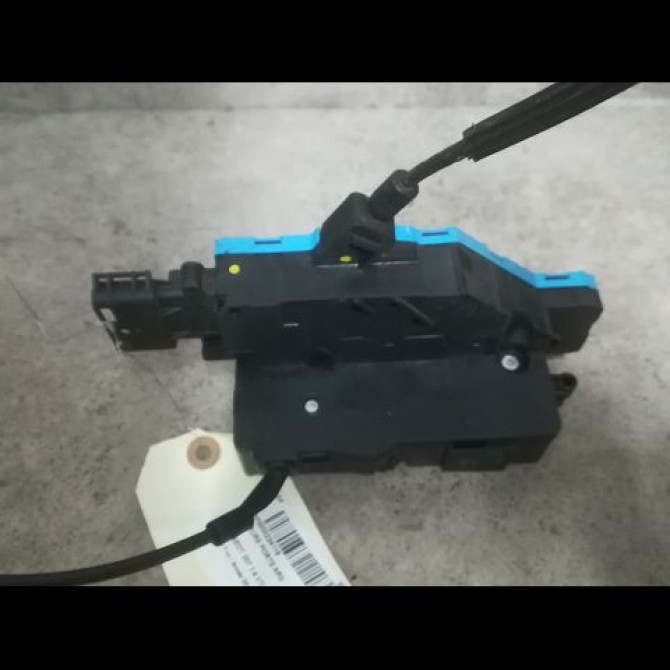 Serrure porte arg occasion PEUGEOT 207 Phase 1 04-2006->06-2013 1.4 VTI 16v 95ch 9137F9 2