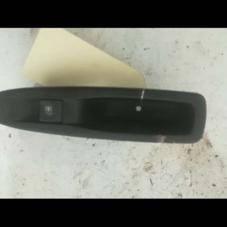 Commande leve-glace porte arrière droite occasion RENAULT CLIO IV Phase 1 07-2012->... 1.5 DCI 90ch 254218614R