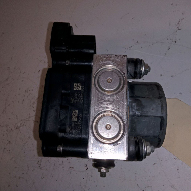 Unité hydraulique ABS occasion RENAULT CLIO IV Phase 1 07-2012->... 1.5 DCI 90ch 476606853R 2