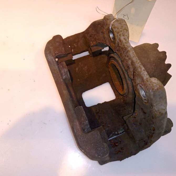 Etrier de frein avant droit occasion PEUGEOT 207 CC Phase 1 03-2007->... 1.6 HDI 112ch 4400R9 2