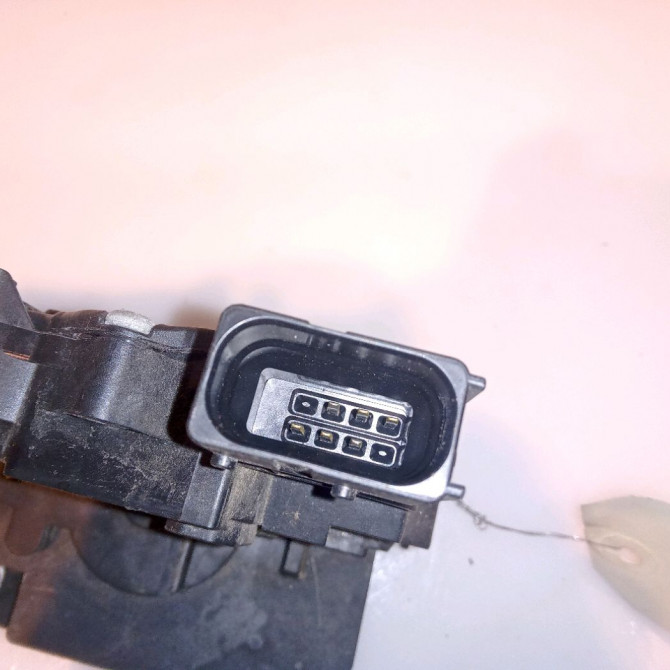 Serrure porte arg occasion OPEL CORSA IV Phase 1 09-2006->12-2010 1.2 TWINPORT 80ch 13258266 4