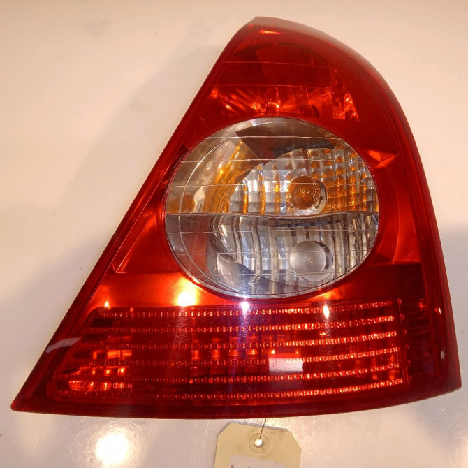 Feu arrière droit occasion RENAULT CLIO CAMPUS II Phase 1 07-2006->07-2009 1.5 DCI 65ch 1