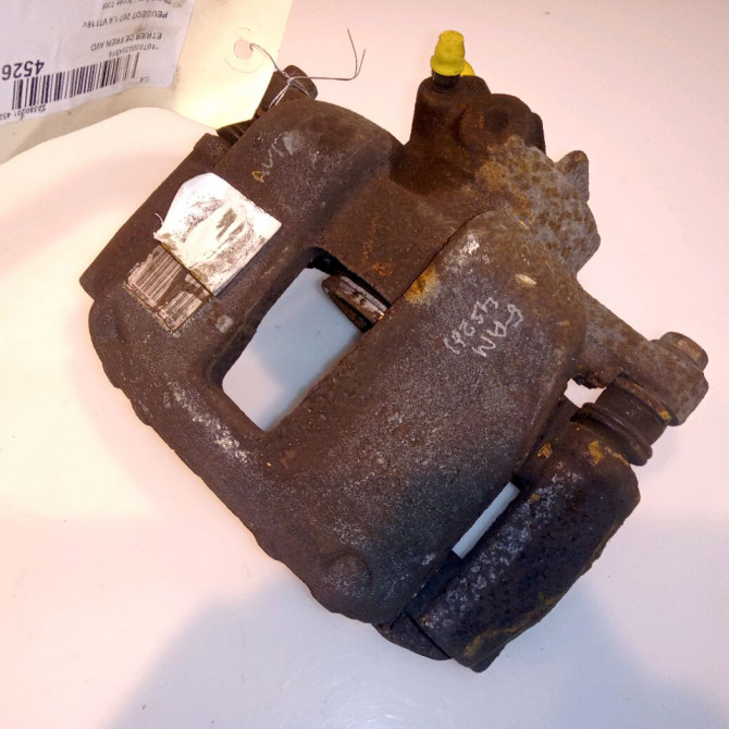 Etrier de frein avant droit occasion PEUGEOT 207 Phase 1 04-2006->06-2013 1.4 VTI 16v 95ch 4400R9 1