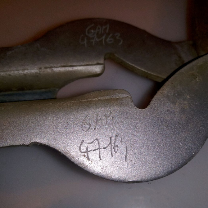 Compas d capot occasion CITROEN SAXO Phase 2 09-1999->12-2004 1.1i 60ch 3