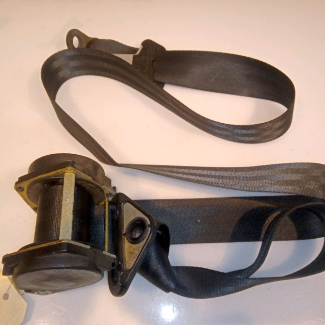 Ceinture arrière gauche occasion CITROEN SAXO Phase 2 09-1999->12-2004 1.1i 60ch 1