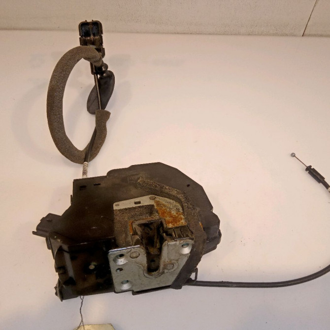 Serrure porte avd occasion RENAULT CAPTUR Phase 1 02-2013->... 1.5 DCI 90ch 805003529R 1