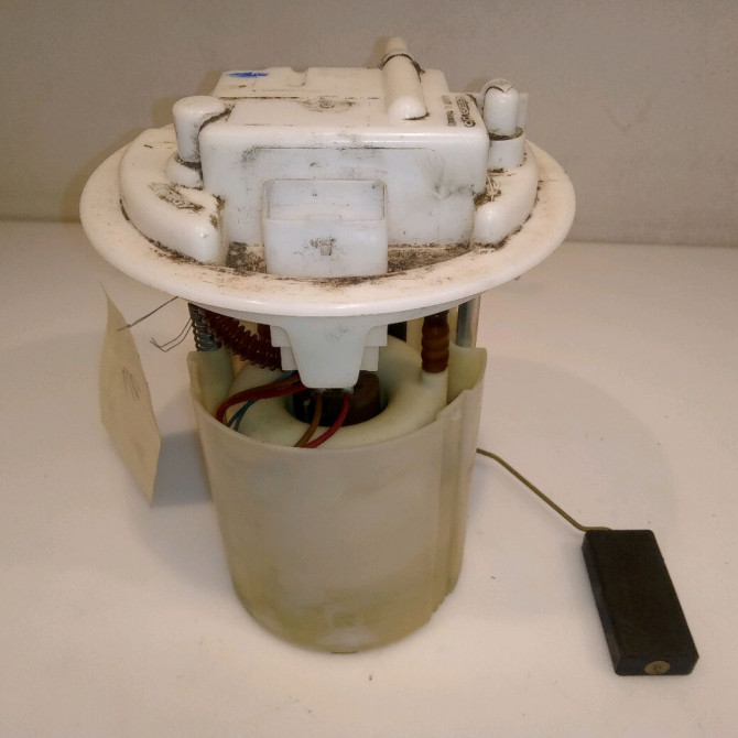 Jauge a carburant occasion PEUGEOT 207 Phase 1 04-2006->06-2013 1.4 VTI 16v 95ch 2