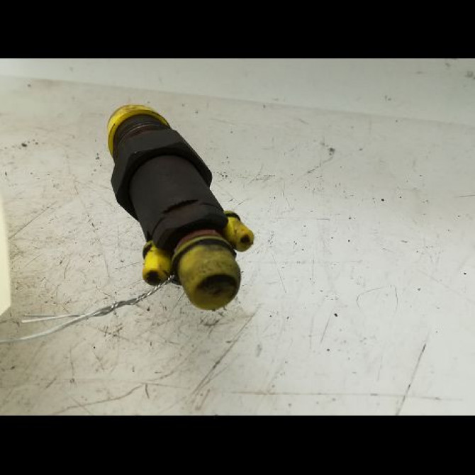 Injecteur occasion FORD MONDEO I Phase 1 01-1993->09-1996 1.8 TD 2