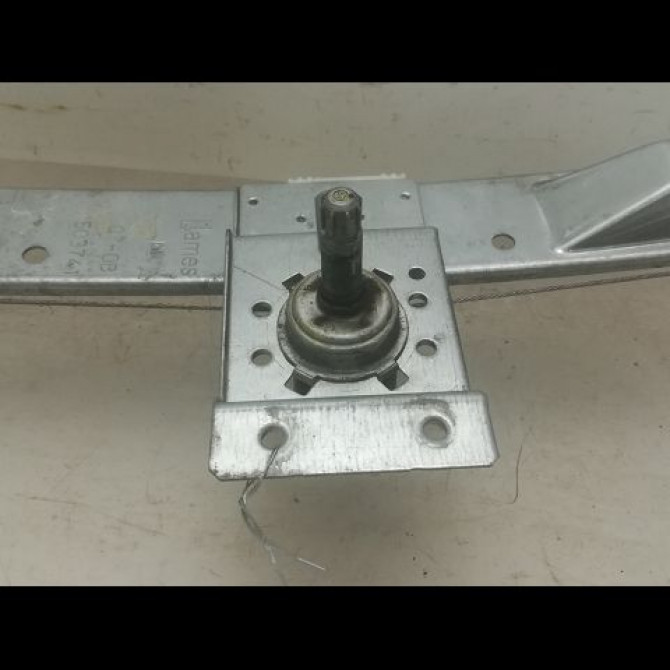 Mecanisme leve-glace arrière gauche occasion OPEL CORSA IV Phase 1 09-2006->12-2010 1.3 CDTI 75ch 13188503 2