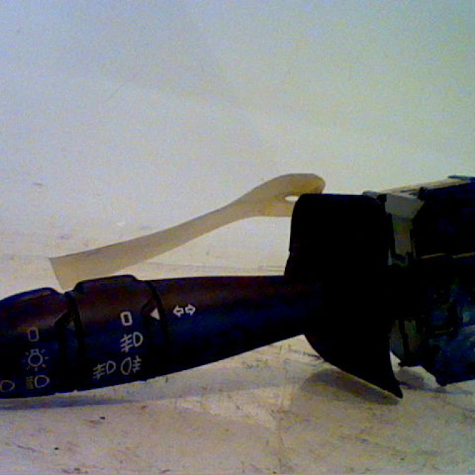 Commande clignotant occasion RENAULT SCENIC I Phase 2 08-1999->06-2003 1.9 DCI 100ch 7701047261 1