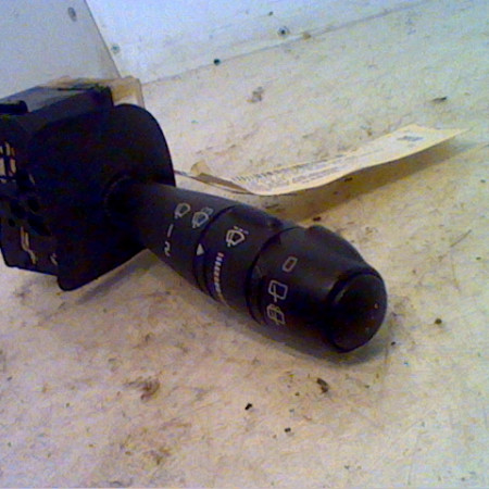 Commande essuie glace occasion RENAULT SCENIC I Phase 2 08-1999->06-2003 7701047262