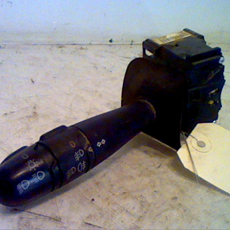 Commande clignotant occasion RENAULT SCENIC I Phase 1 09-1996->08-1999 7701047261