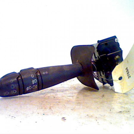 Commande clignotant occasion RENAULT MEGANE SCENIC I Phase 2 08-1999->06-2003 1.9 DCI 7701047261