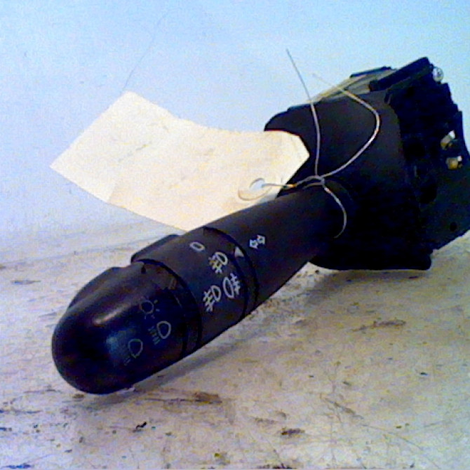 Commande clignotant occasion RENAULT SCENIC I Phase 2 08-1999->06-2003 7701047261 1