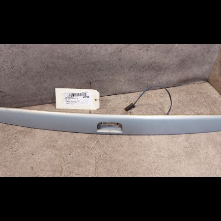 Eclaireur plaque de police occasion RENAULT MEGANE I Phase 2 03-1999->06-2003 1.9 DCI 7700428051