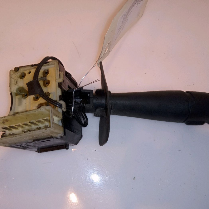 Commande essuie glace occasion RENAULT SCENIC I Phase 1 09-1996->08-1999 1.9 DTI 100ch 7701047262 2