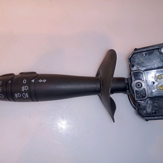 Commande clignotant occasion RENAULT MEGANE SCENIC I Phase 2 08-1999->06-2003 7701047261 1