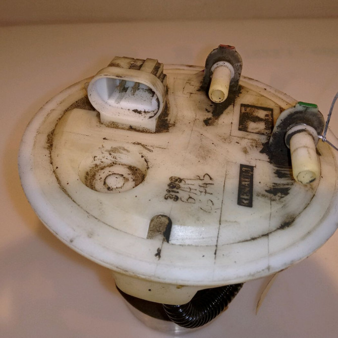 Jauge a carburant occasion RENAULT SCENIC I Phase 2 08-1999->06-2003 1.9 DCI 100ch 7700429144 3