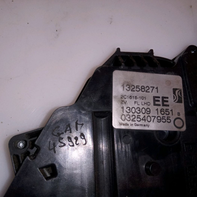 Serrure porte avg occasion OPEL CORSA IV Phase 1 09-2006->12-2010 1.2 TWINPORT 80ch 13258272 4