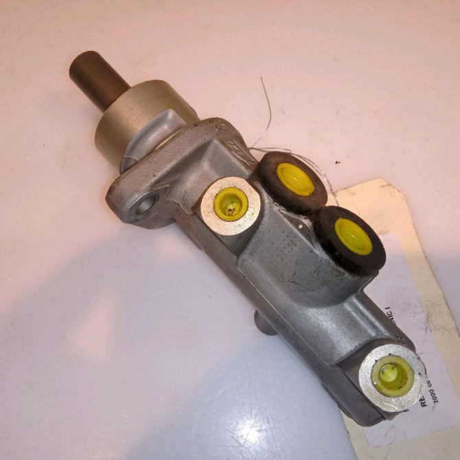 Maitre cylindre occasion RENAULT MEGANE SCENIC I Phase 2 08-1999->06-2003 7701206922 2