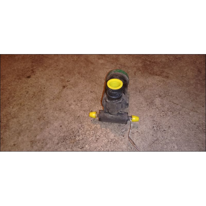 Pompe lave-glace avant occasion PEUGEOT 406 Phase 2 BREAK 04-1999->04-2004 643460 1