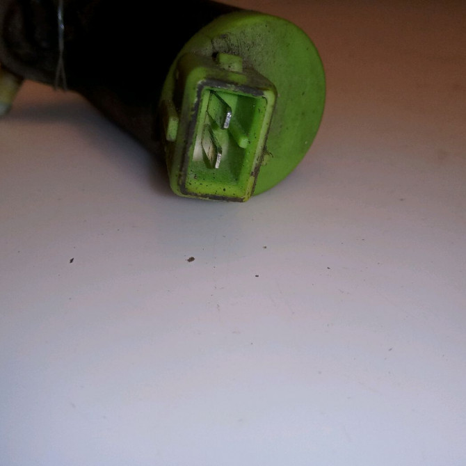 Pompe lave-glace avant occasion PEUGEOT 106 Phase 2 04-1996->09-2003 1.0i 643460 3