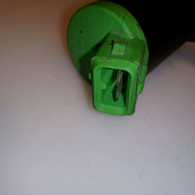 Pompe lave-glace avant occasion PEUGEOT 206 Phase 1 09-1998->03-2009 1.4i 643460 3