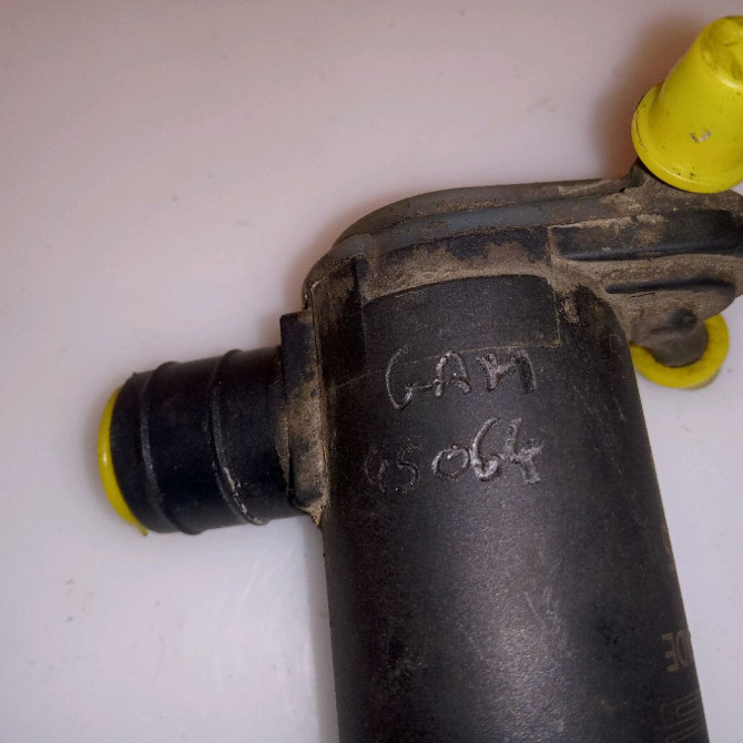 Pompe lave-glace avant occasion PEUGEOT 206 + Phase 1 03-2009->05-2013 1.1i 60ch 643460 4