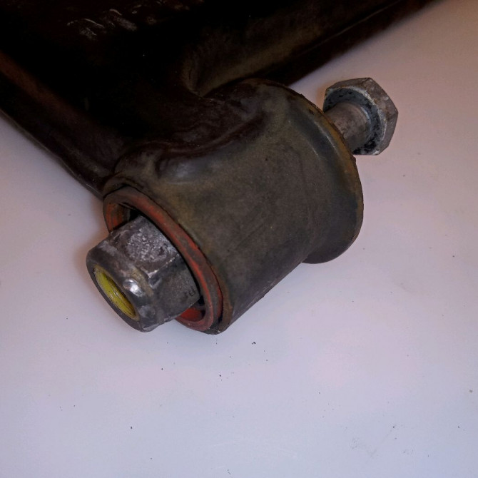 Triangle sup ard occasion FERRARI 146 Phase 1 04-1995->04-1999 3.5i V8 380ch 3