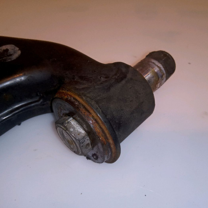 Triangle sup ard occasion FERRARI 146 Phase 1 04-1995->04-1999 3.5i V8 380ch 4