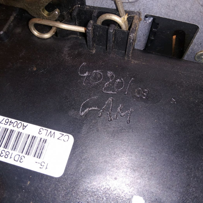 Serrure porte avg occasion SKODA OCTAVIA II Phase 1 06-2004->10-2008 1.9 TDI 105ch 3D1837015AB 3