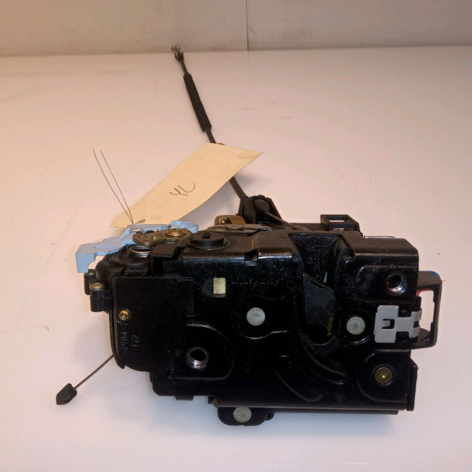 Serrure porte arg occasion SKODA OCTAVIA II Phase 1 06-2004->10-2008 1.9 TDI 105ch 7L0839015D 1