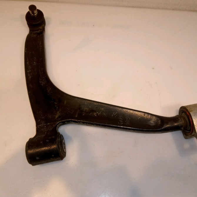 Triangle inf avd occasion CITROEN XSARA PICASSO Phase 2 02-2004->12-2010 1.6 HDI 92 ch 3521R4 1