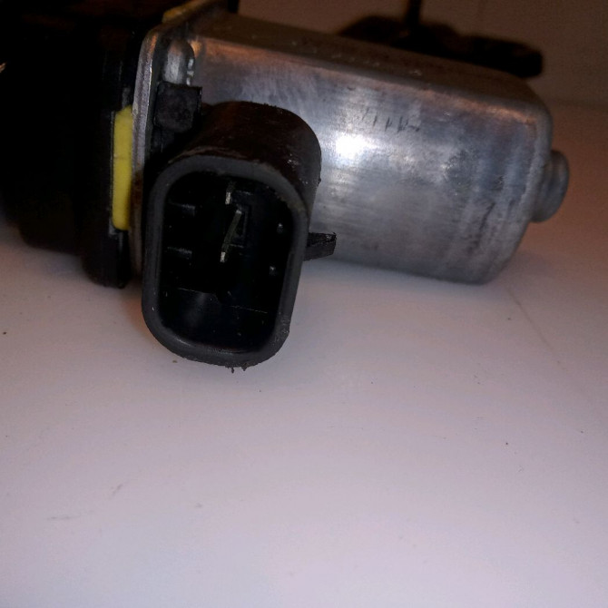 Mecanisme+moteur leve-glace avg occasion FIAT PANDA III Phase 1 01-2012->... 1.2i 69ch 52076550 3