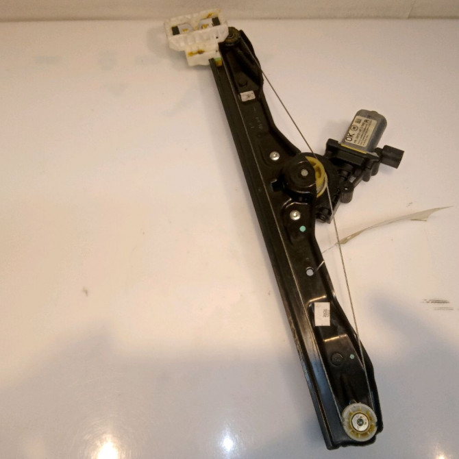 Mecanisme + moteur lève-glace avant droit occasion FIAT PANDA III Phase 1 01-2012->... 1.2i 69ch 52076549 2