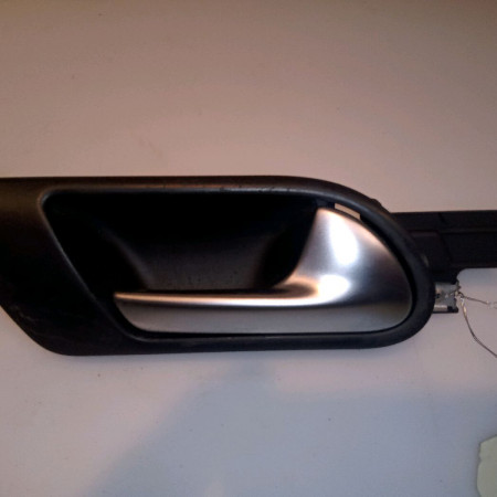 Poignee int porte avd occasion VOLKSWAGEN GOLF V Phase 1 11-2003->10-2008 1.9 TDI 105ch 1K5837114UTF