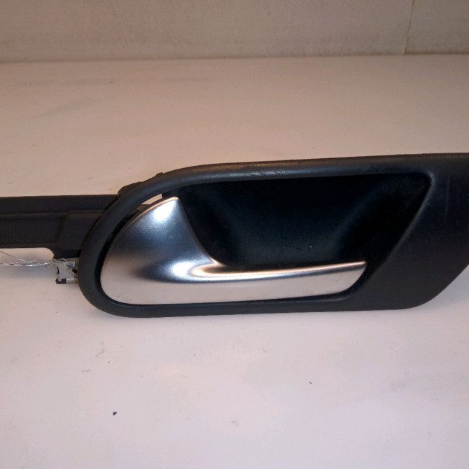 Poignee int porte arg occasion VOLKSWAGEN GOLF V Phase 1 11-2003->10-2008 1.9 TDI 105ch 1K5837113UTF 1