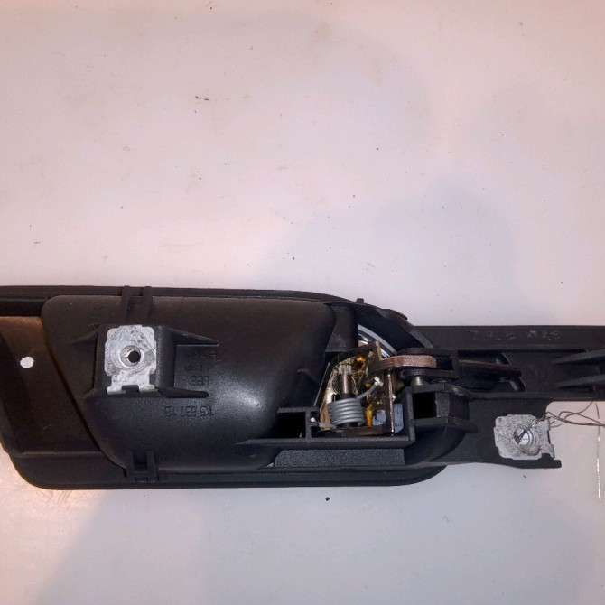 Poignee int porte arg occasion VOLKSWAGEN GOLF V Phase 1 11-2003->10-2008 1.9 TDI 105ch 1K5837113UTF 2