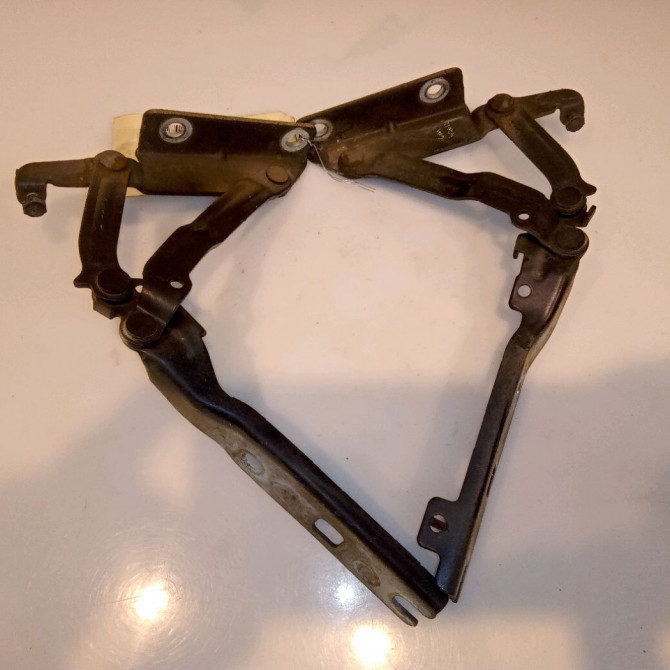 Compas d capot occasion VOLKSWAGEN GOLF V Phase 1 11-2003->10-2008 1.9 TDI 105ch 1KM823302 1