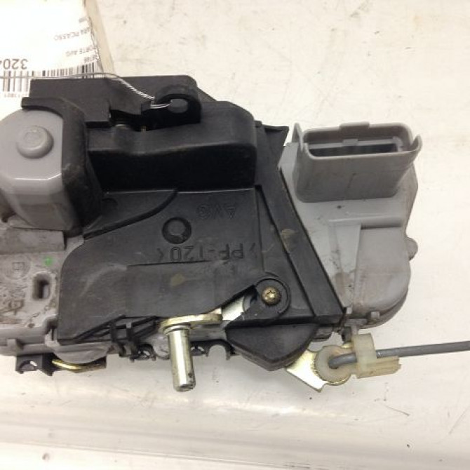 Serrure porte avg occasion CITROEN XSARA PICASSO Phase 1 12-1999->02-2004 1.6 HDi 16v 110ch 9135H5 2