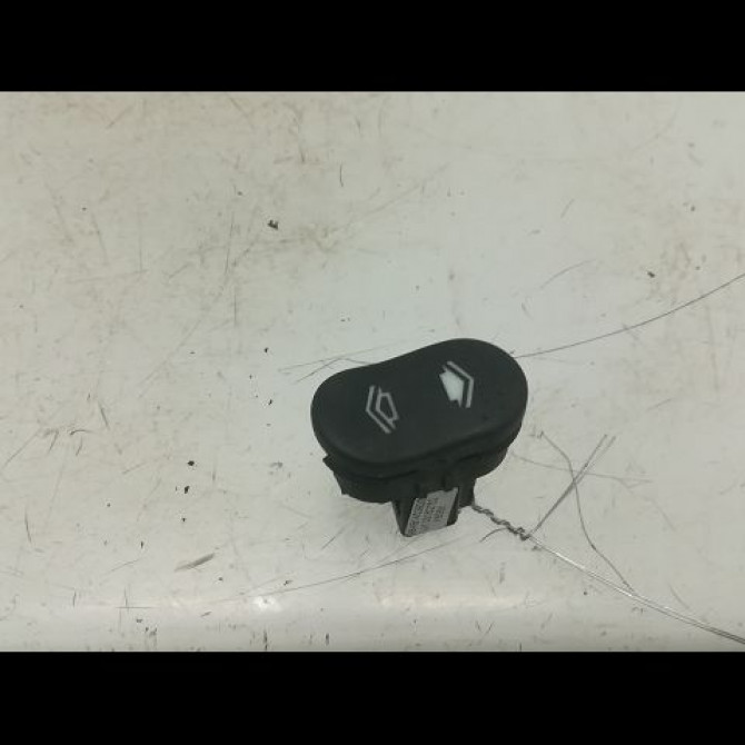 Commande lève-glace porte avant droite occasion FORD FOCUS I Phase 1 10-1998->09-2004 1.8 TDCI 100ch 1