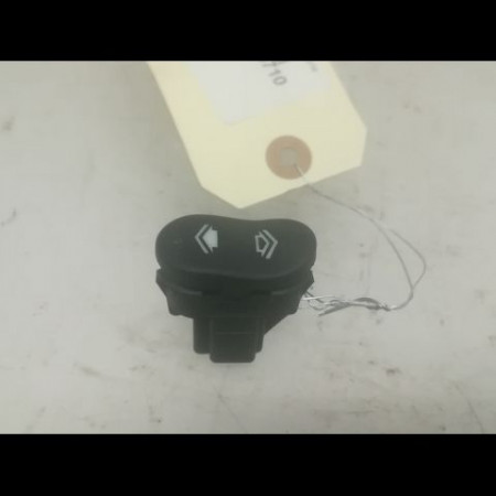 Commande lève-glace porte avant droite occasion FORD FOCUS I Phase 1 10-1998->09-2004 1.8 TDCI 115ch