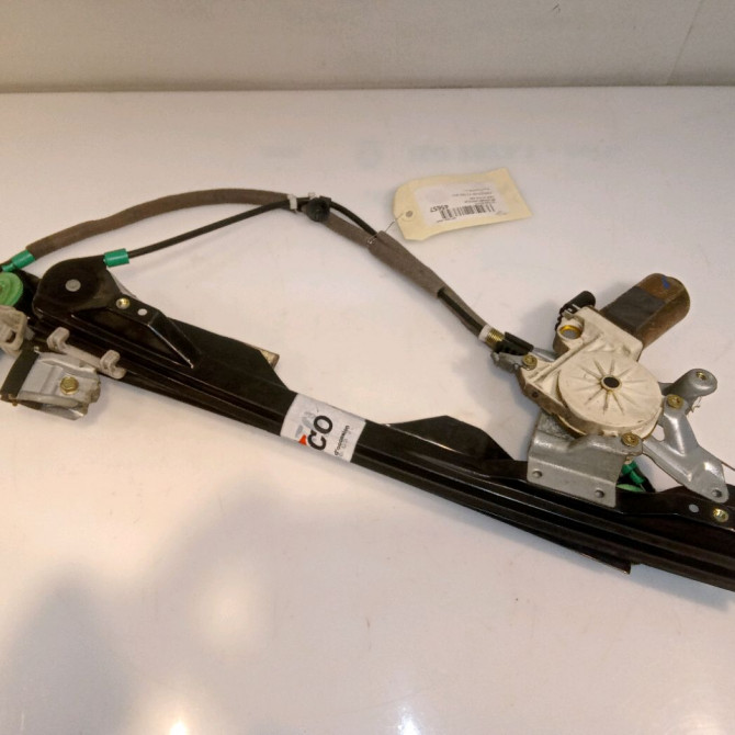 Mecanisme + moteur lève-glace avant droit occasion FORD FOCUS I Phase 1 CLIPPER 10-1998->12-2004 1.8 TDDi 90ch 1331612 1