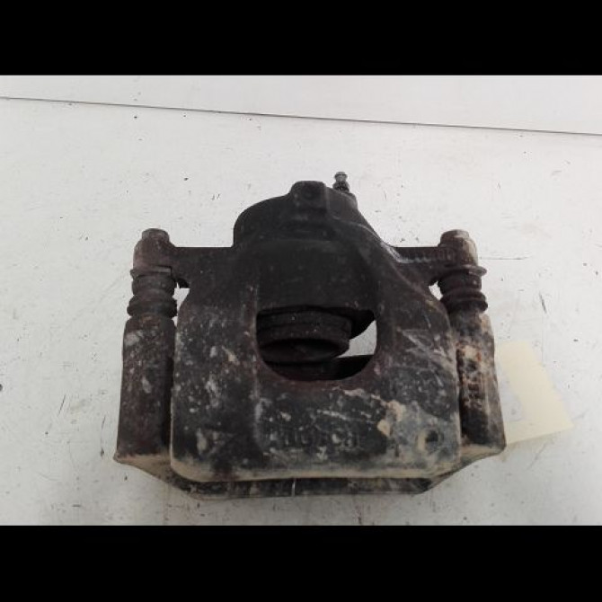 Etrier de frein avant gauche occasion TOYOTA AYGO I Phase 1 06-2005->11-2009 1.0 VVTI 477500H010 1