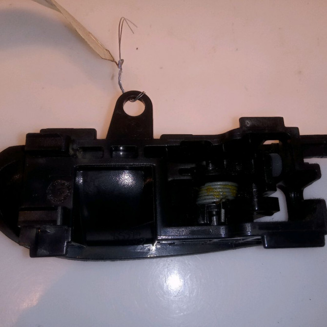 Poignee int porte avg occasion TOYOTA AYGO I Phase 1 04-1995->04-1999 1.0 VVTI 68ch 692060D060B3 2