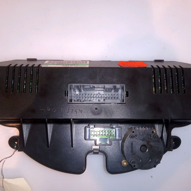 Commande de chauffage occasion FORD FOCUS I Phase 1 10-1998->09-2004 1.8 TDDI 90ch 1331849 2