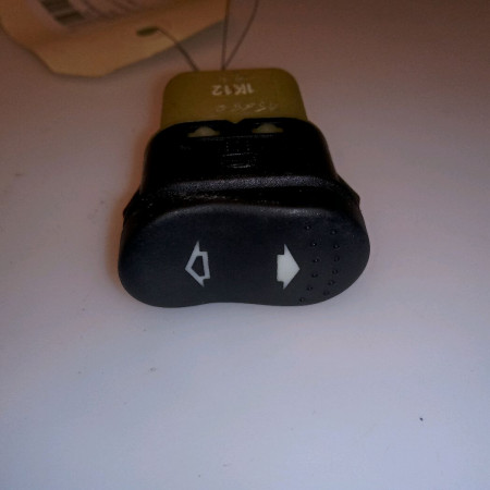 Commande lève-glace porte avant droite occasion FORD FOCUS I Phase 1 10-1998->09-2004 1.8 TDDI 90ch
