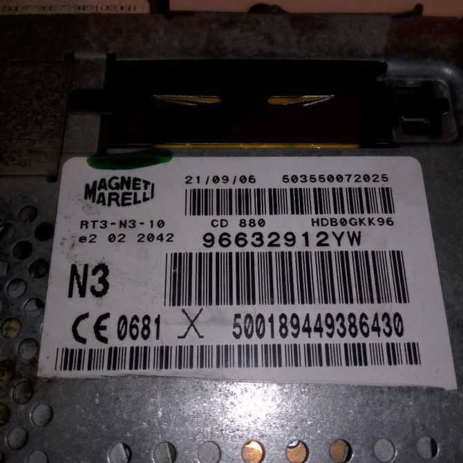 Autoradio occasion PEUGEOT 407 Phase 1 04-1995->04-1999 2.2 HDI 170ch 4