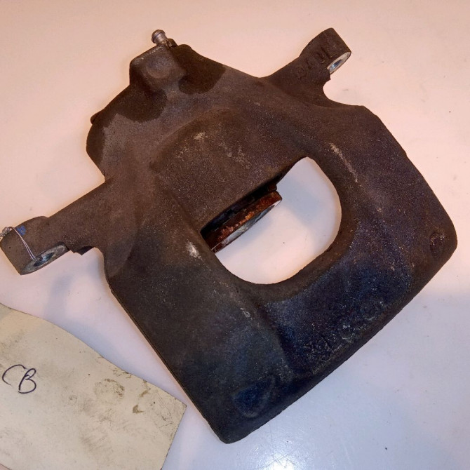 Etrier de frein avant gauche occasion TOYOTA AYGO I Phase 1 04-1995->04-1999 1.0 VVTI 68ch 477500H010 2